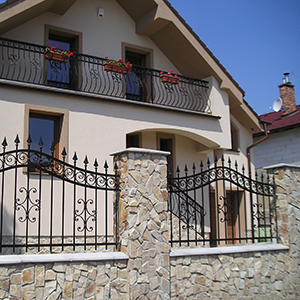 gate 300x300